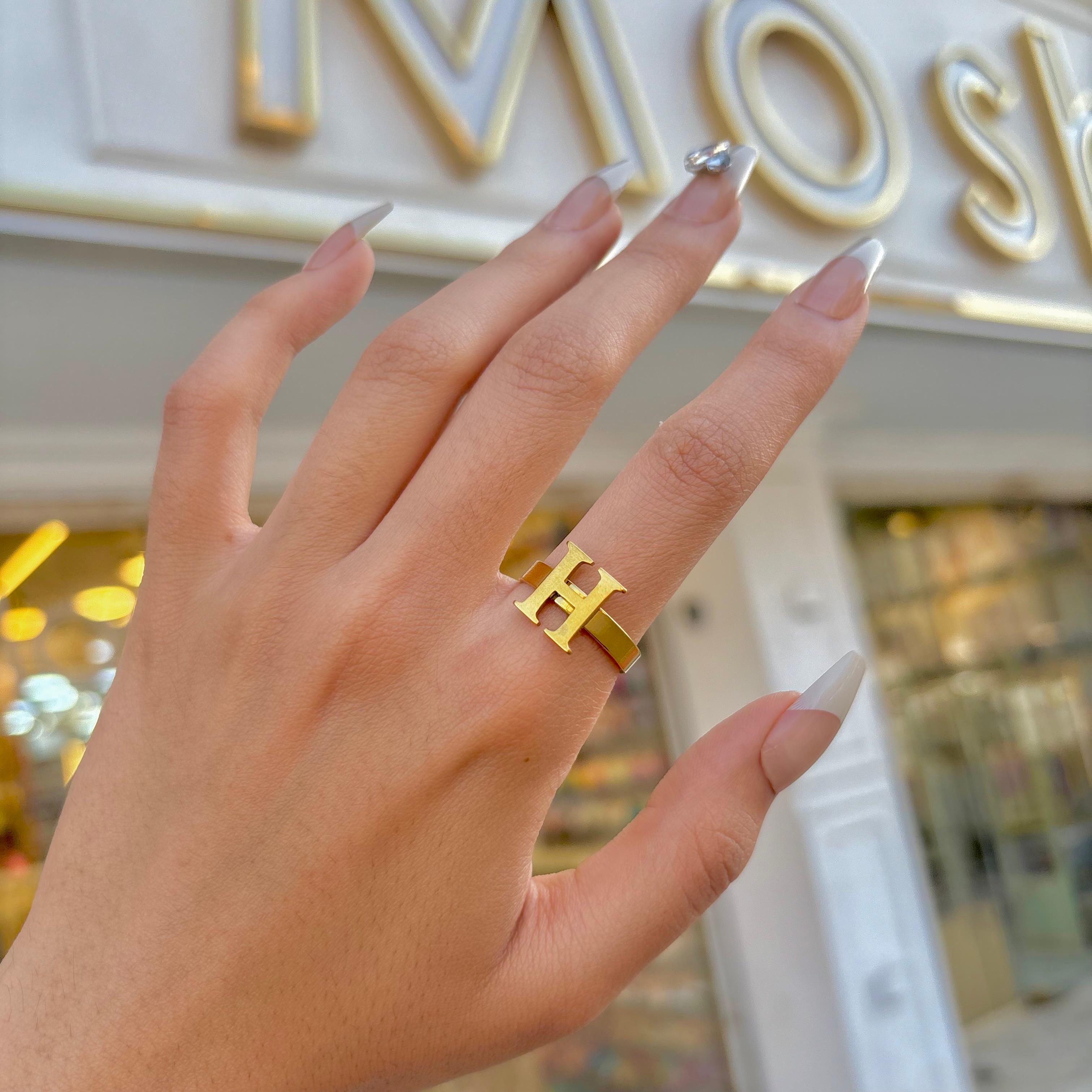 Letter ring