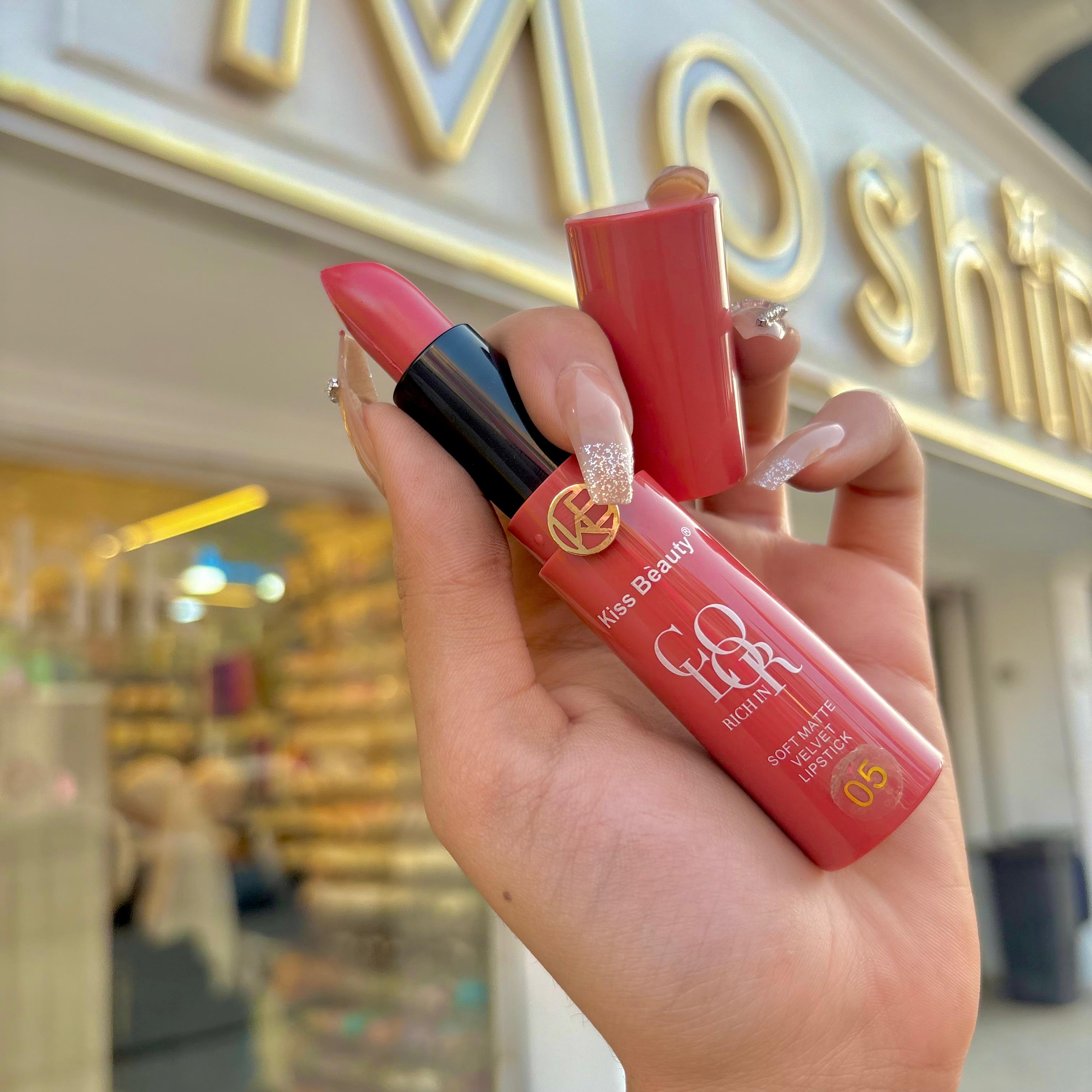 Kiss Beauty Lipstick - روج ستيك كيس بيوتي