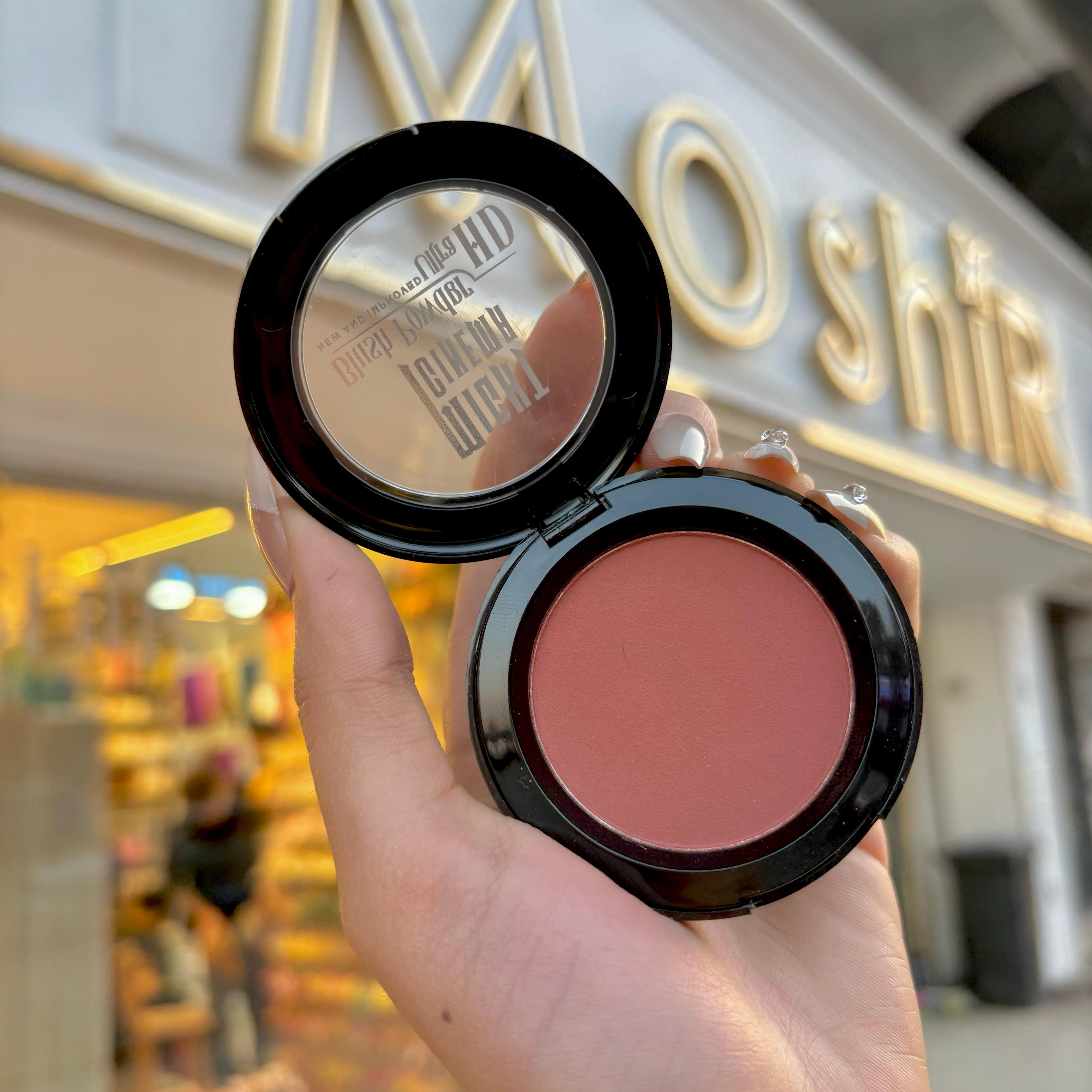 Might Cinema Blusher - بلاشر سينما
