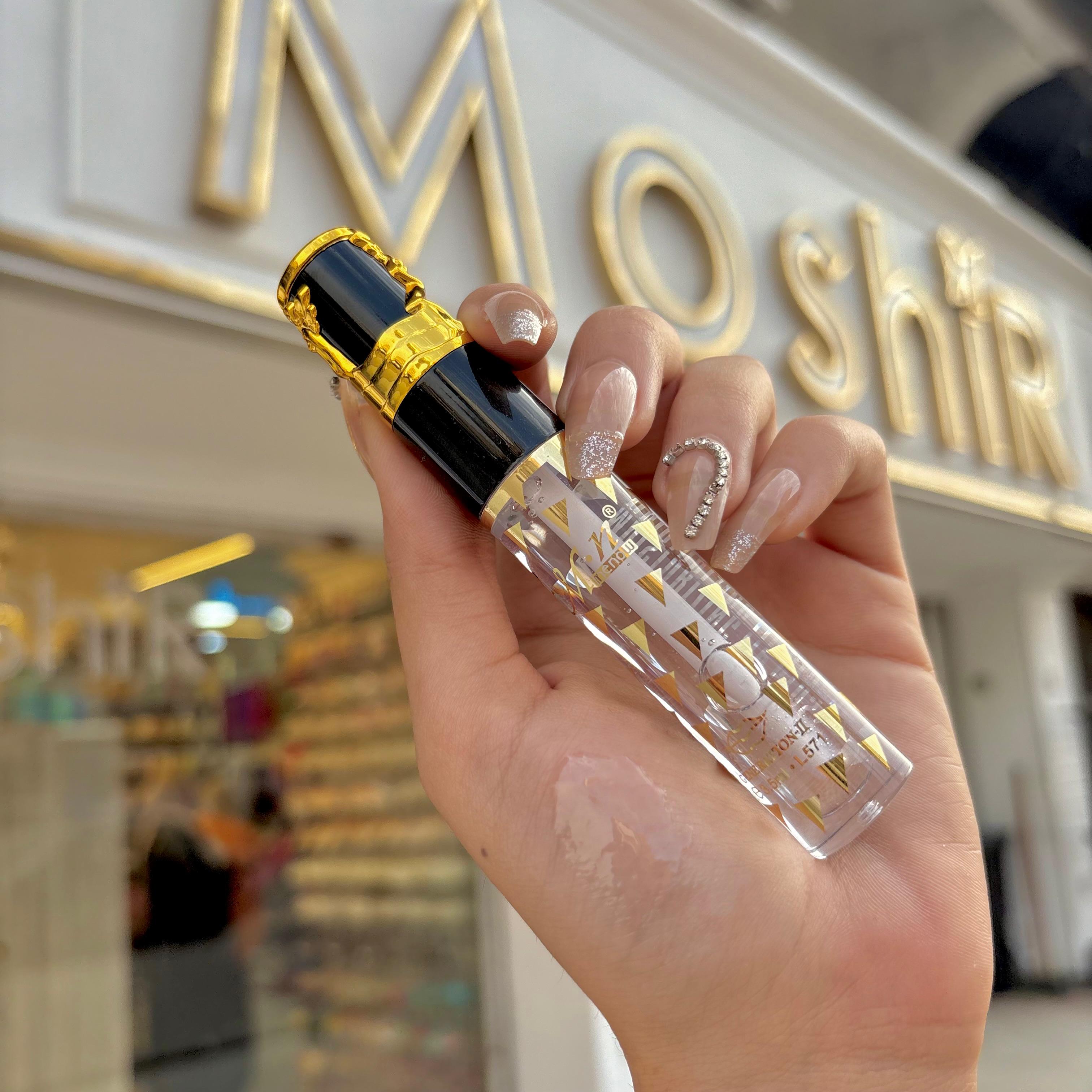 M.N Lip Gloss