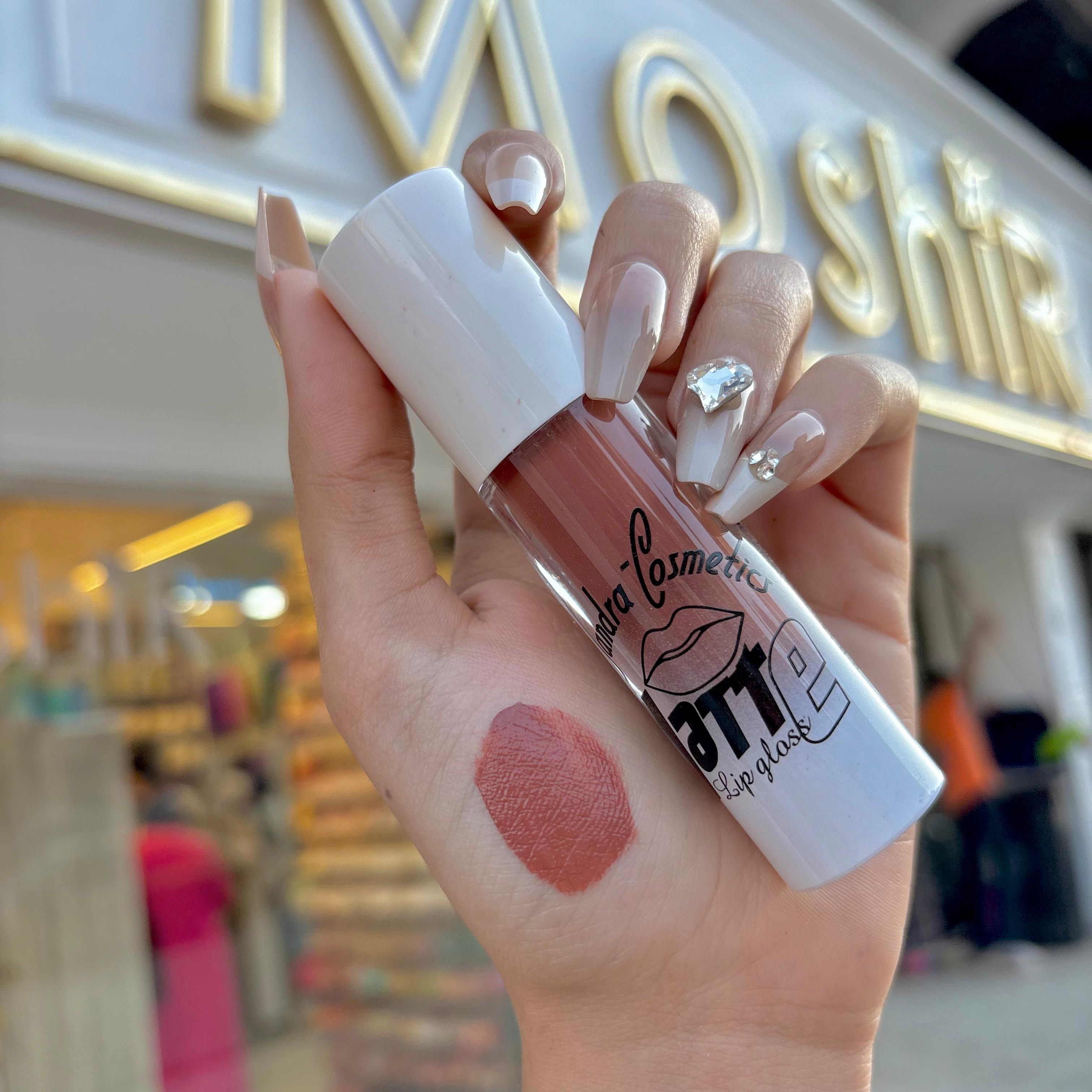 Sandra Liquid Lipstick - روج ليكود ساندرا