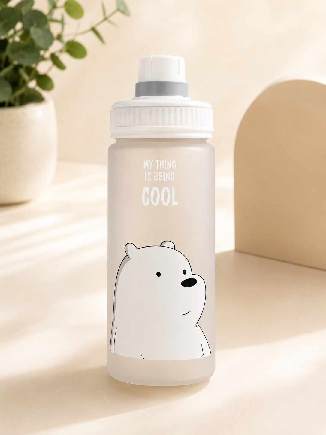 Cool Bear Water Bottle الصورة الرئيسية