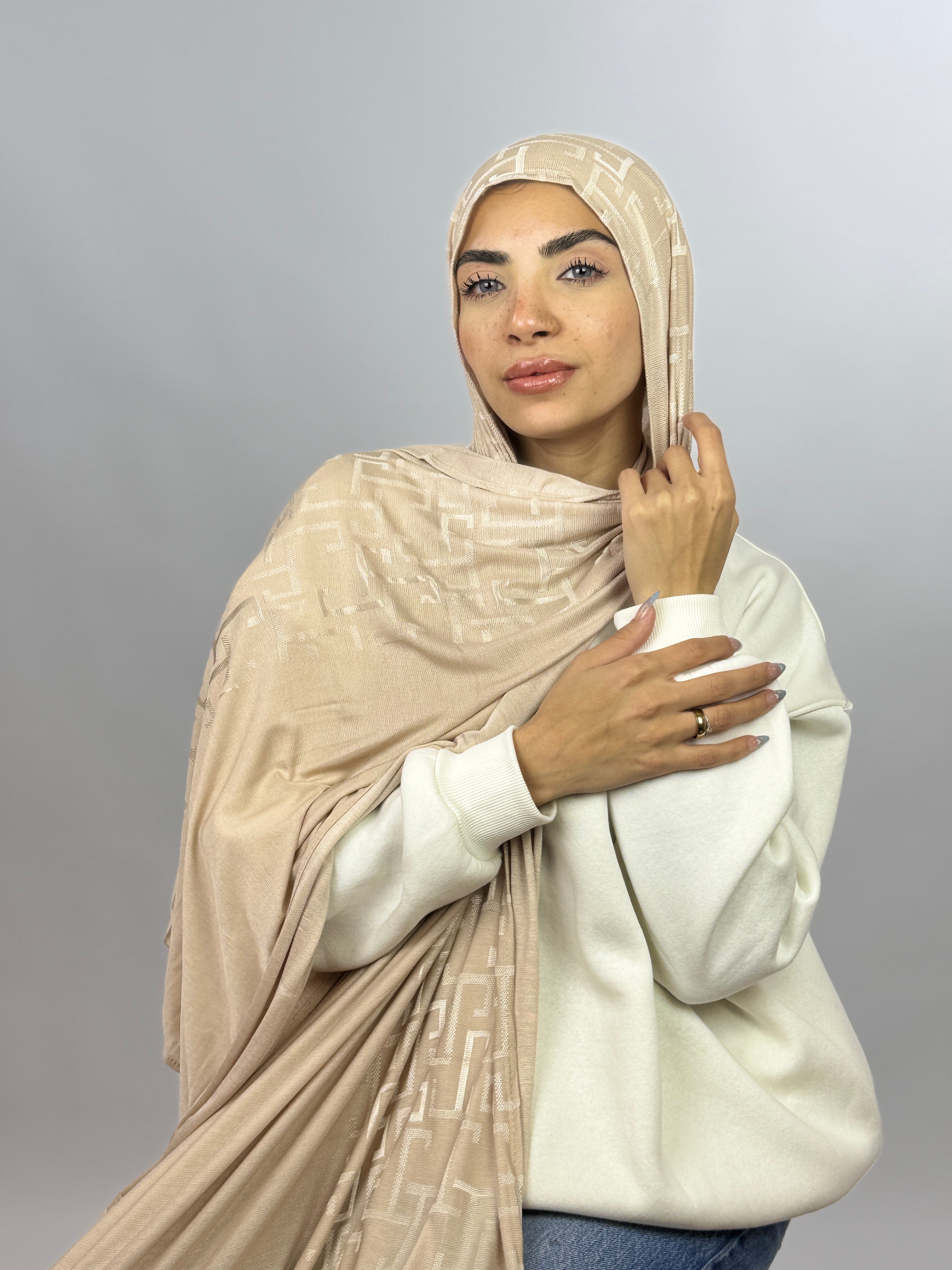 طرحه جل كويتي منقوش