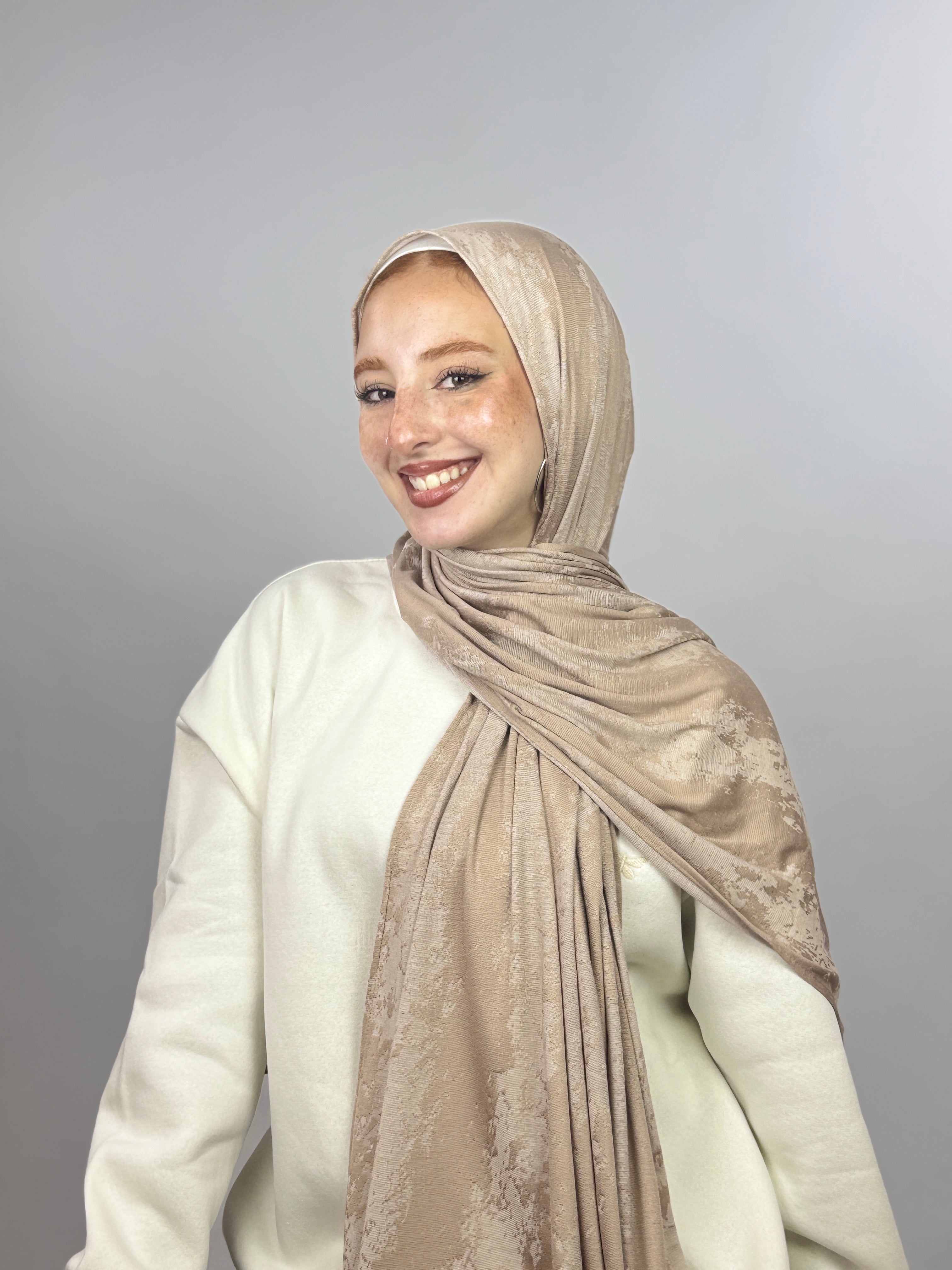 طرحه جل كويتي منقوش