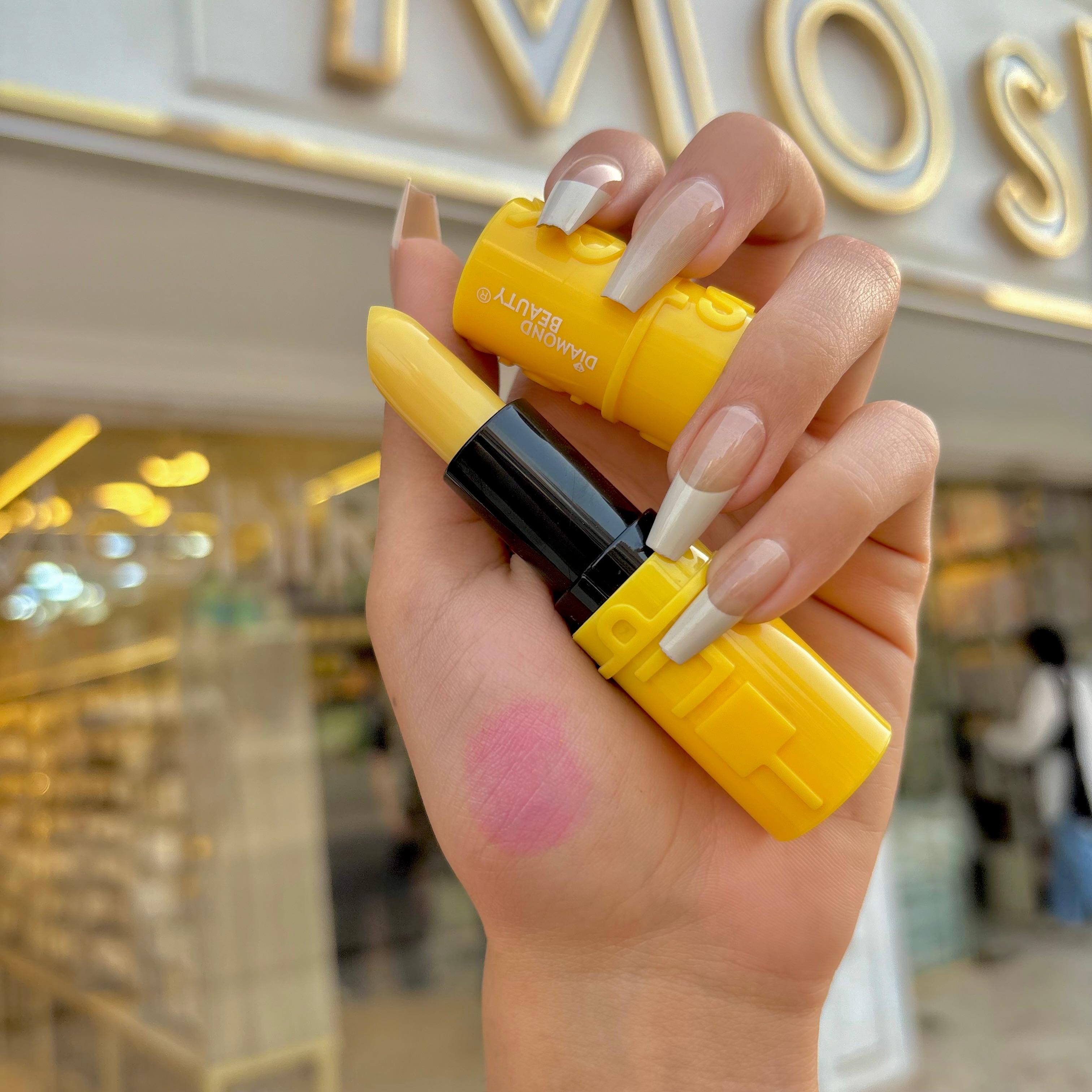 Diamond Beauty Lipstick - ليب بالم سحري دياموند