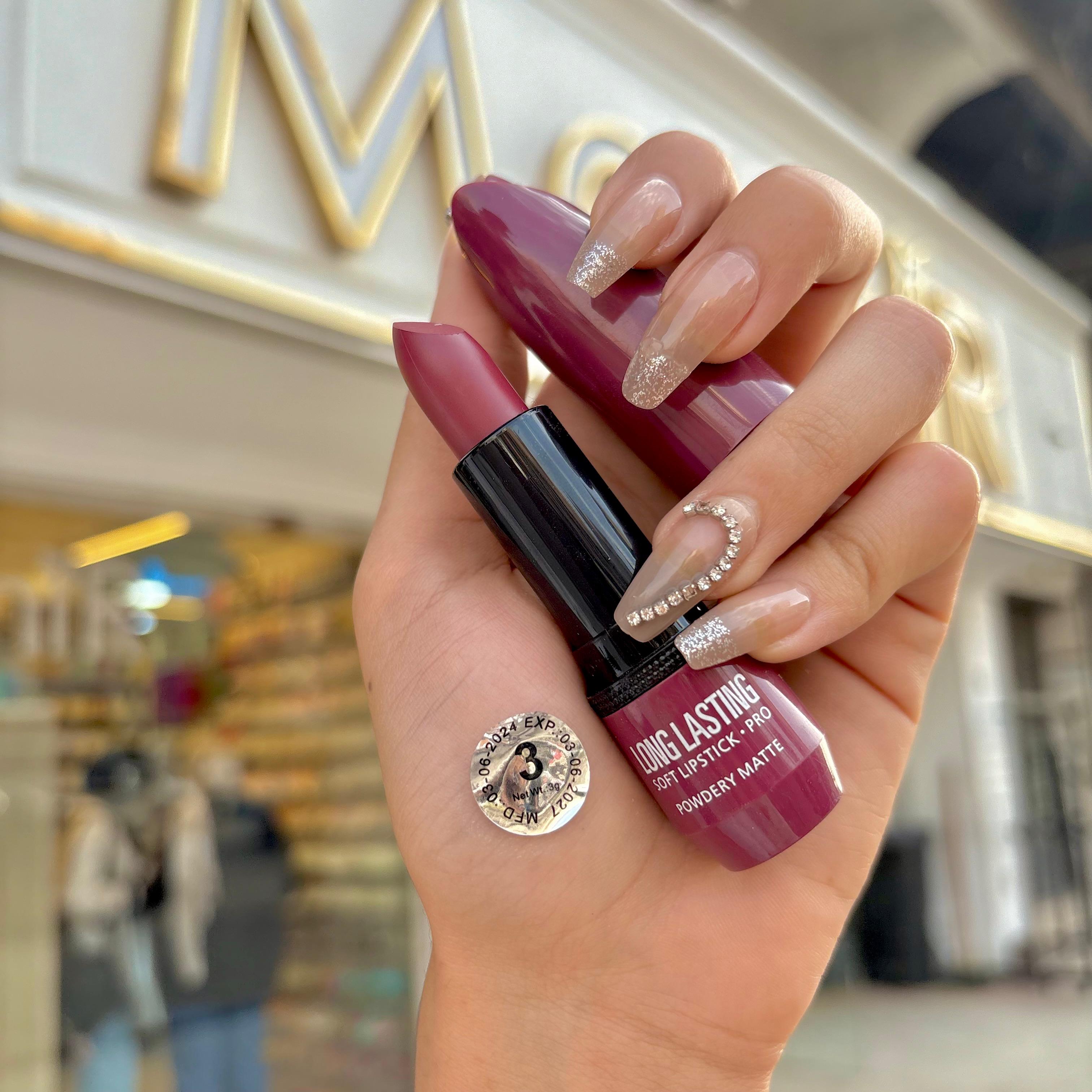 M.N Matte Lipstick - روج ستيك ام ان