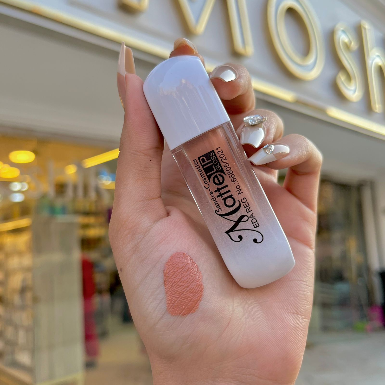 روج سائل ساندرا - sandra liquid lipstick