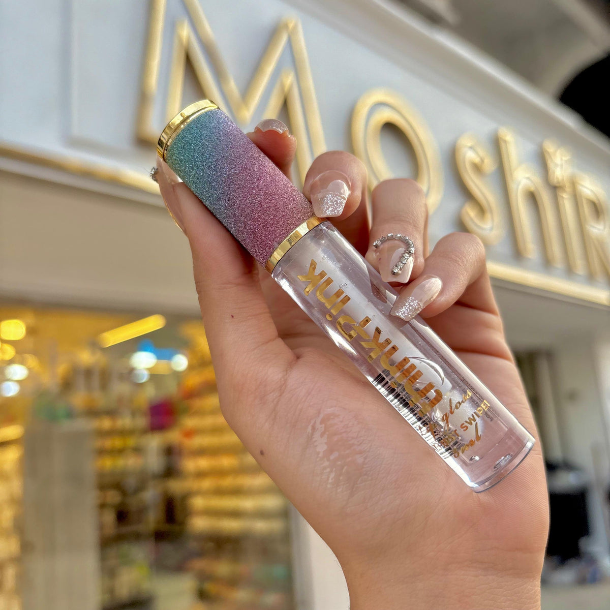 جلوس شفاف ثنك بينك - Think Pink Lip gloss