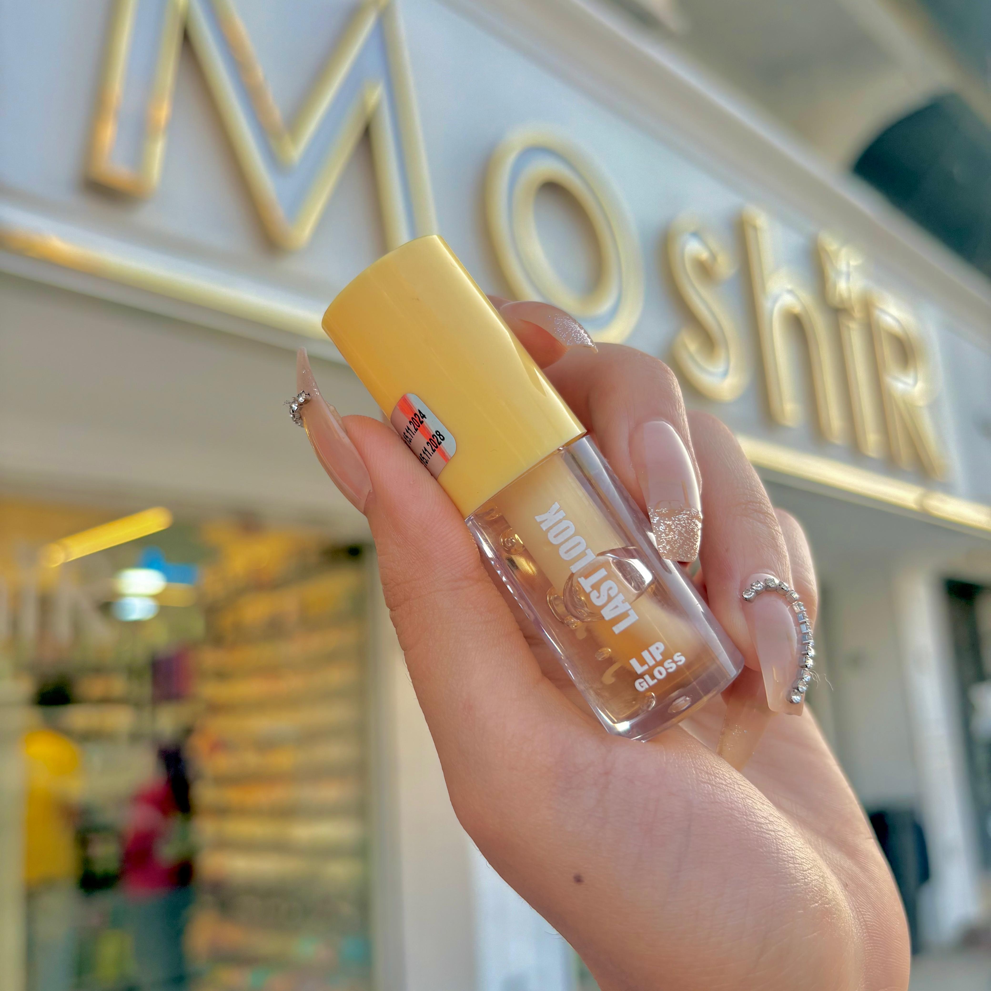 Last Look Lip Gloss - ملمع لاست لوك
